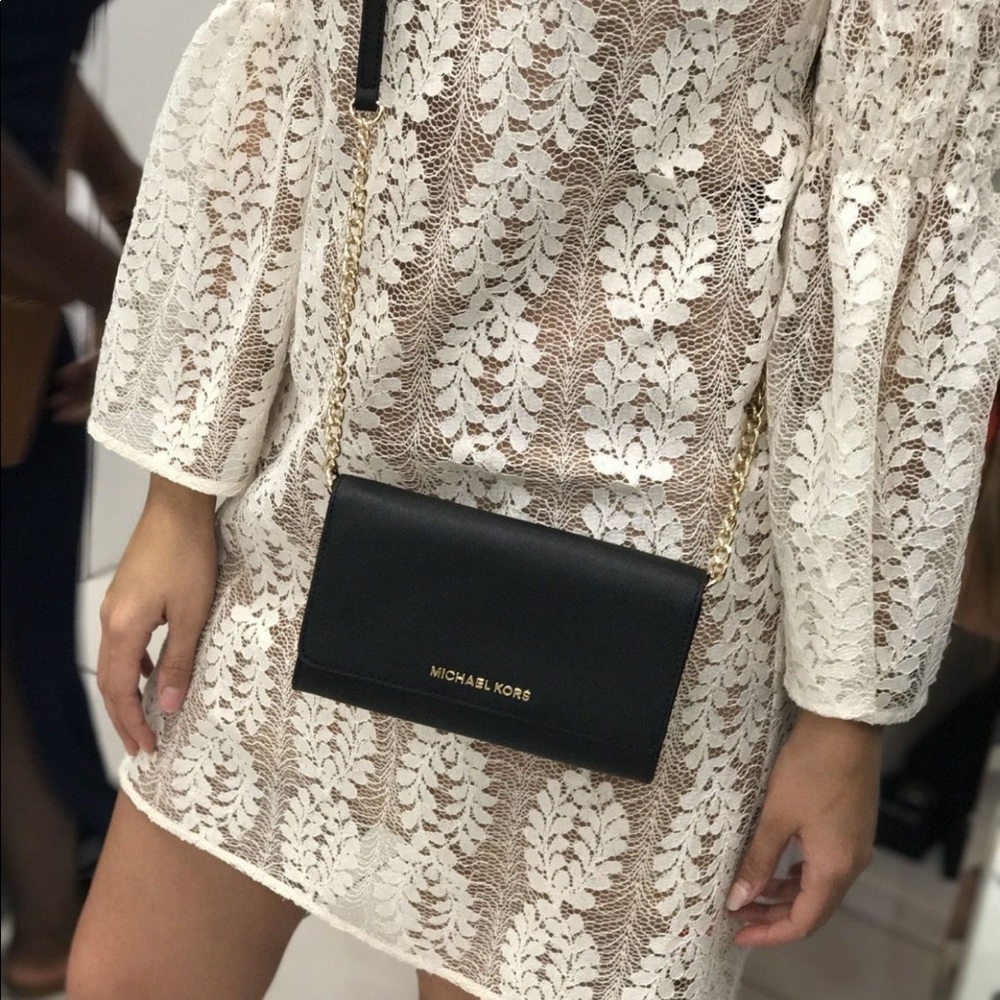 Michael kors wallet on chain